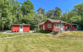 2 Bedroom Beautiful Home In Rønne, Rønne